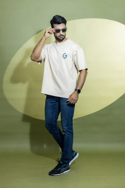 CAR EMBROIDERY T-SHIRT