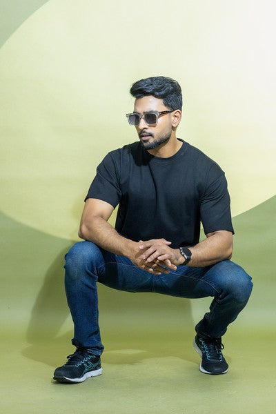 CAR EMBROIDERY T-SHIRT